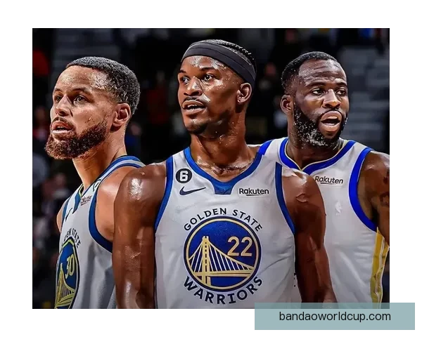 波神因背部不适缺席背靠背大战 或将在对阵老鹰时休战